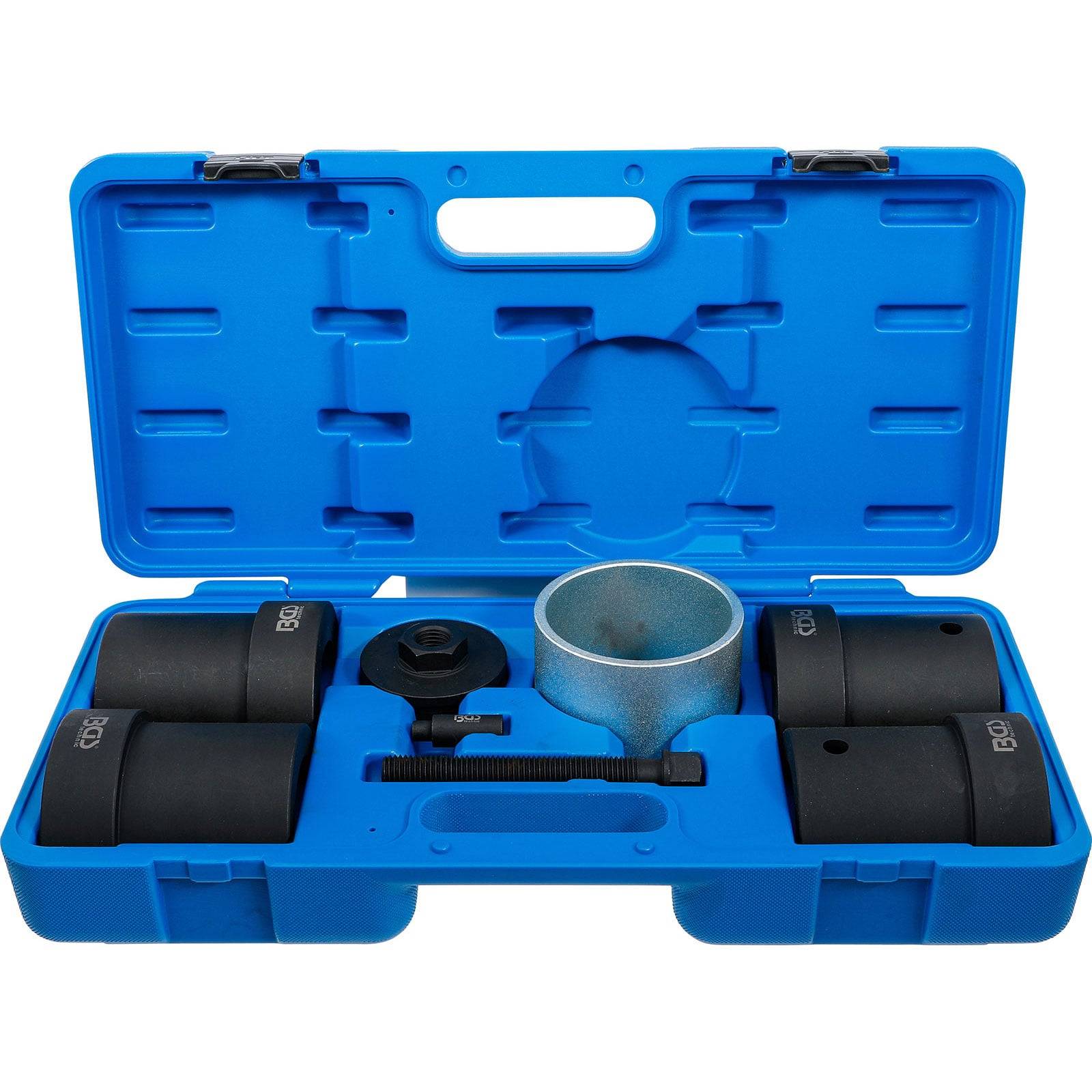 Eine blaue Plastikbox, die ein Rohrentfernungswerkzeug-Set enthält, bestehend aus verschiedenen schwarzen zylindrischen Teilen und einer metallischen Komponente, sorgfältig und übersichtlich angeordnet.