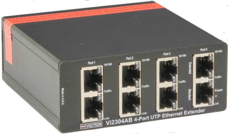 Schwarze 4-Port-UTP-Ethernet-Verlängerungsbox mit vier RJ45-Anschlüssen an der Vorderseite, gekennzeichnet mit Port 1 bis Port 4, mit Anzeigen für Datenverkehr, Verbindung und Stromversorgung.