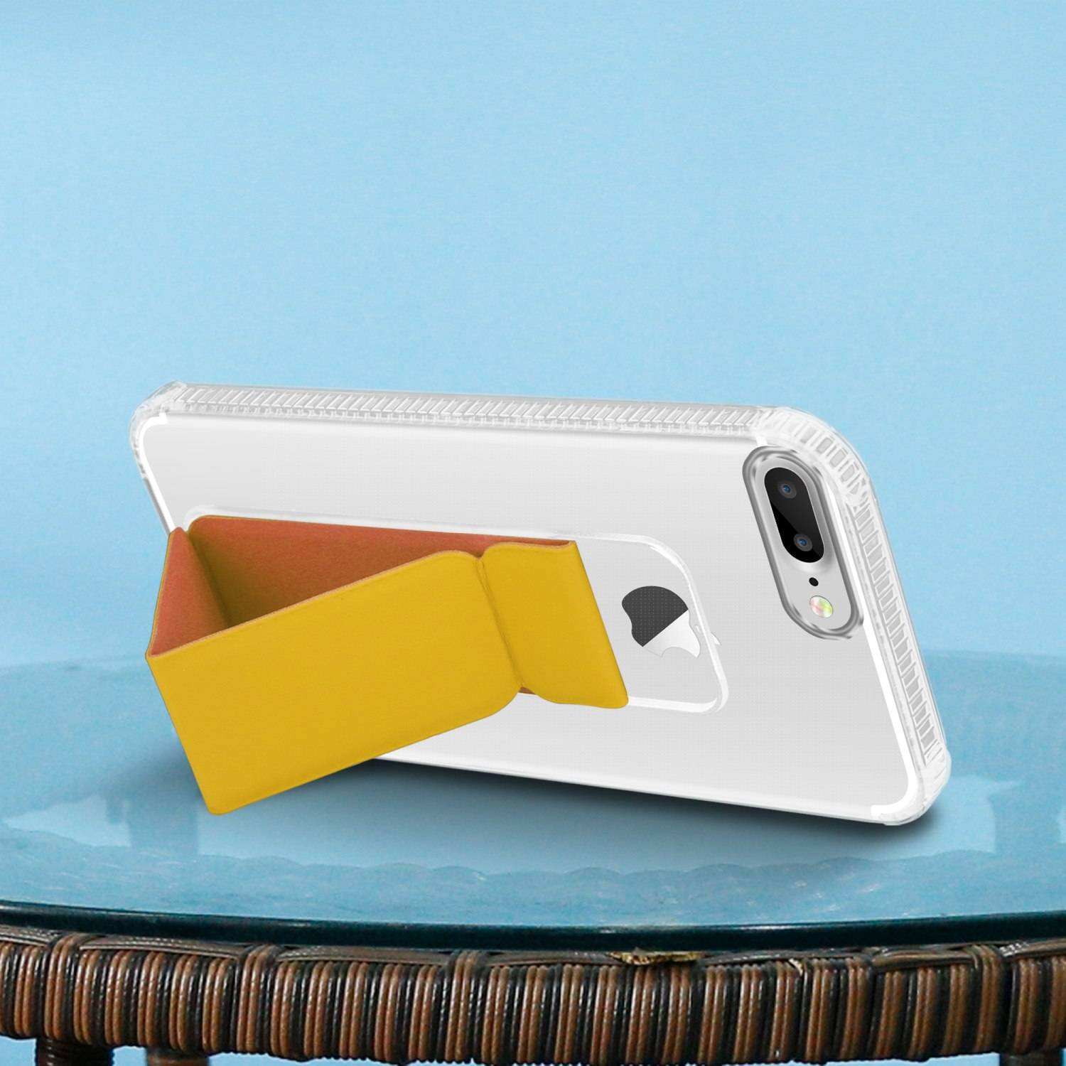 Cadorabo Schutzhülle für Apple iPhone 7 PLUS / 7S PLUS / 8 PLUS Hülle in Gelb Etui TPU Silikon Case Cover Standfunktion