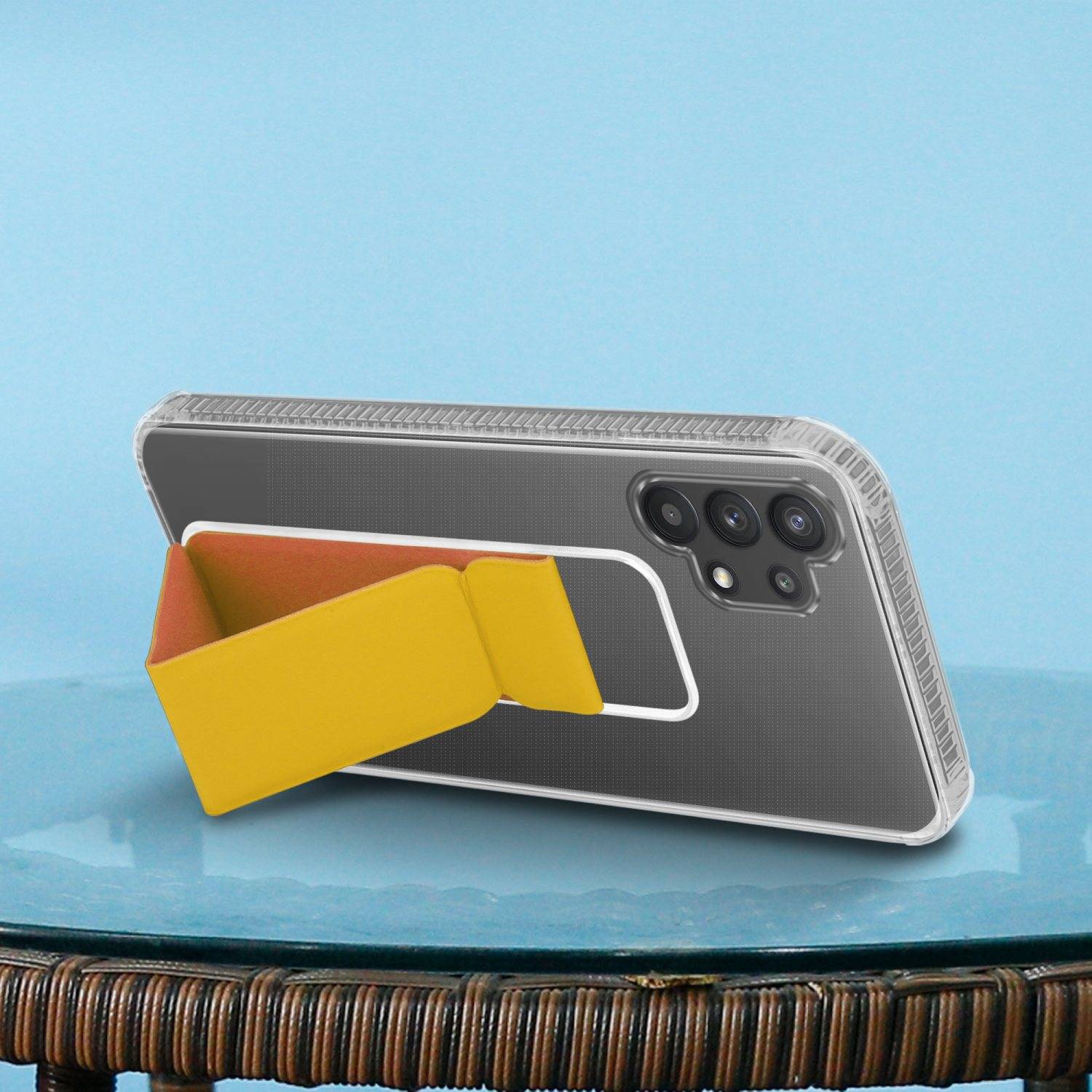 Cadorabo Schutzhülle für Samsung Galaxy A32 4G Hülle in Gelb Etui TPU Silikon Case Cover Standfunktion