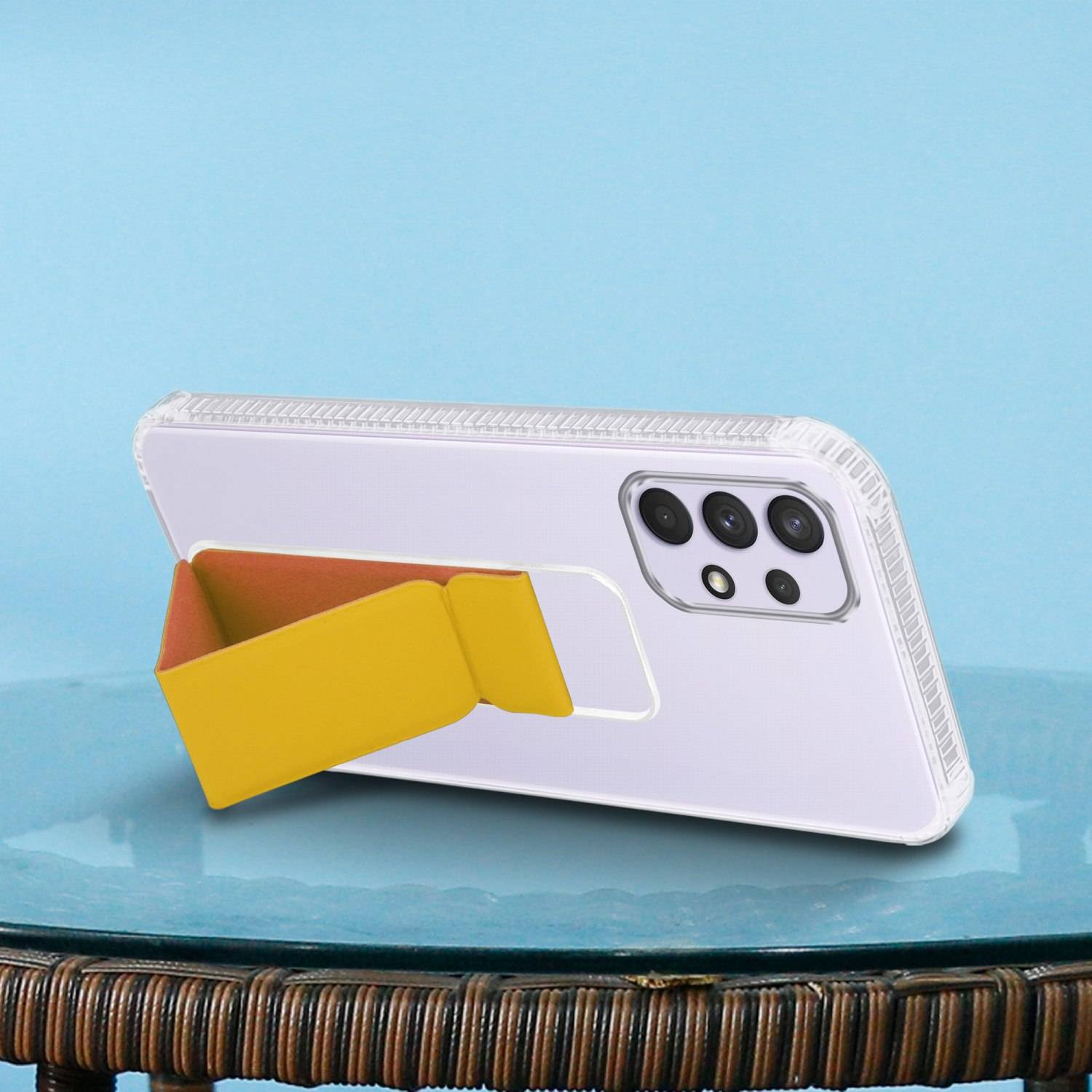 Cadorabo Schutzhülle für Samsung Galaxy A33 5G Hülle in Gelb Etui TPU Silikon Case Cover Standfunktion