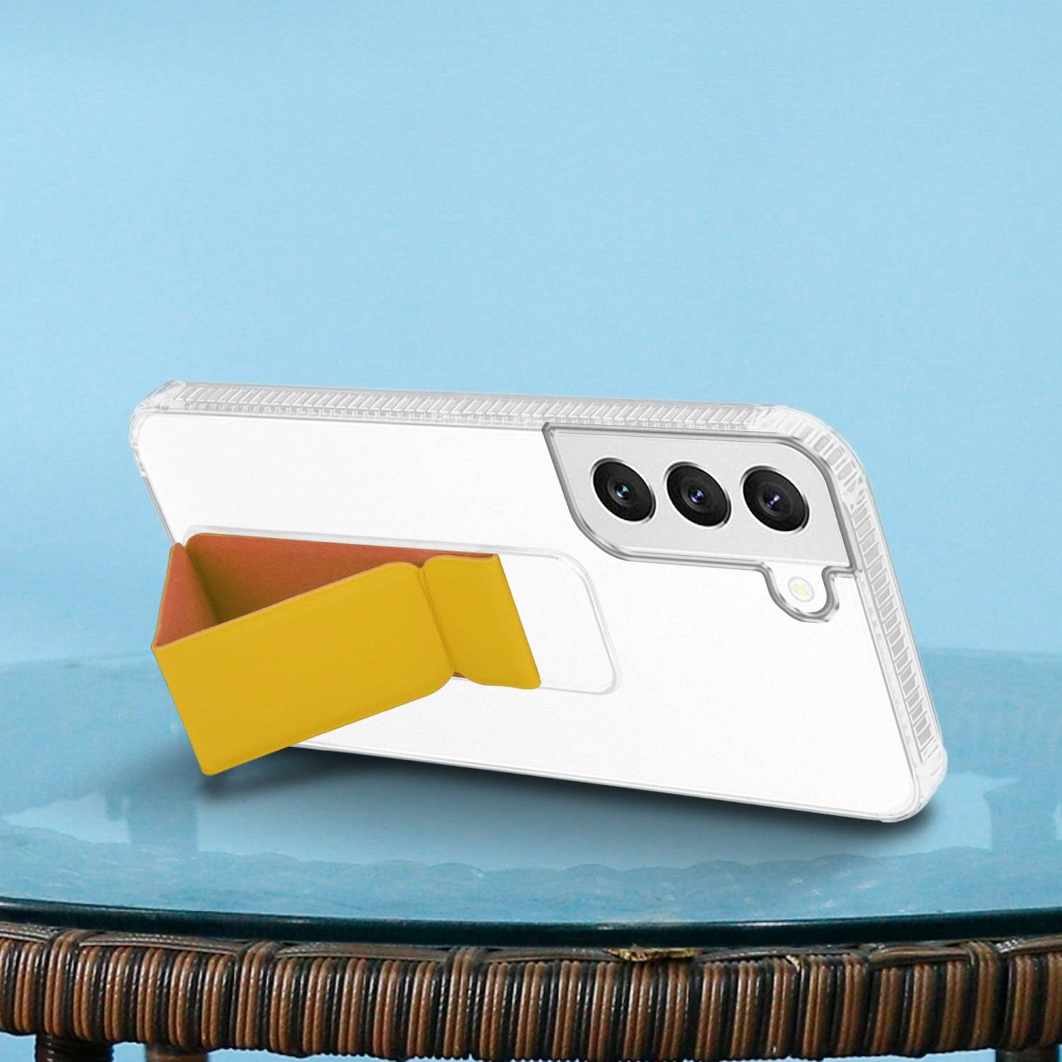 Cadorabo Schutzhülle für Samsung Galaxy S22 Hülle in Gelb Etui TPU Silikon Case Cover Standfunktion