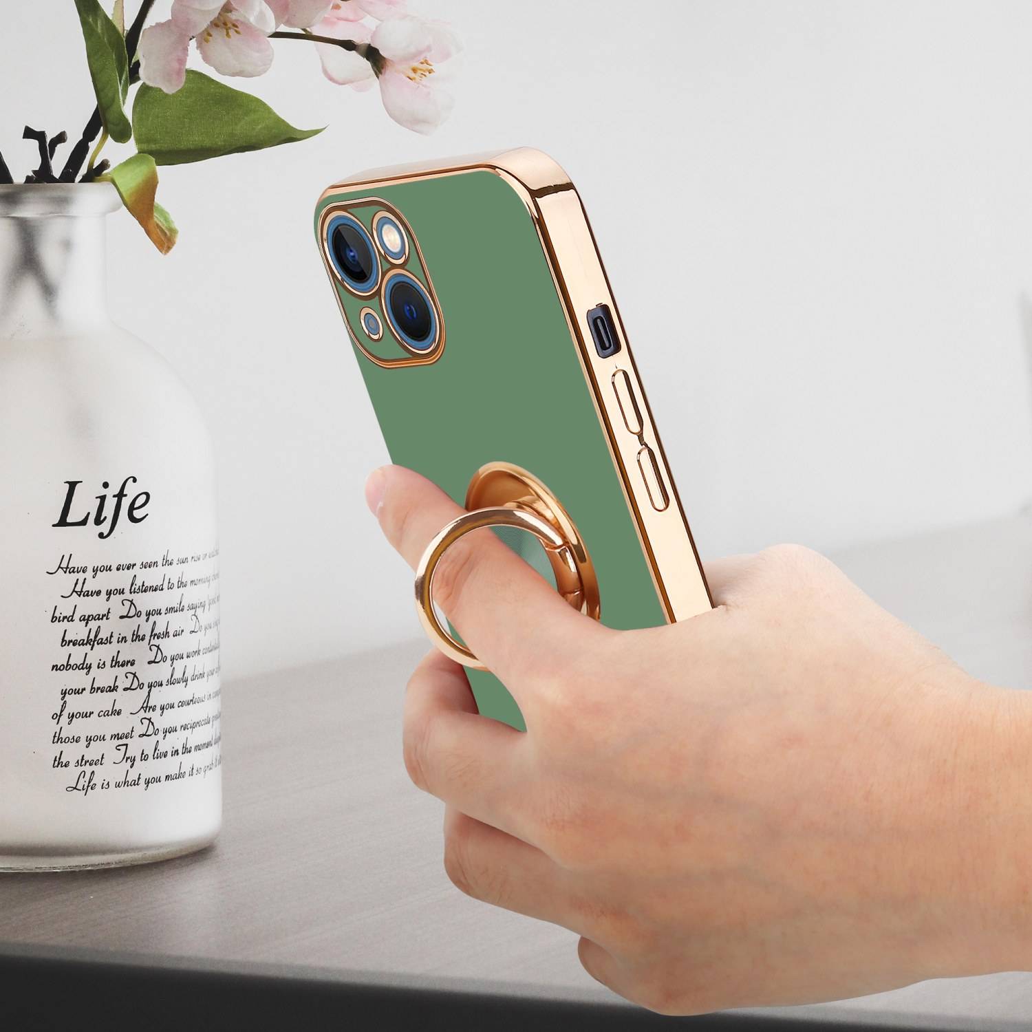 Cadorabo Schutzhülle für Apple iPhone 14 PLUS Hülle in Grün Etui Case Cover Kameraschutz magnetische Autohalterung