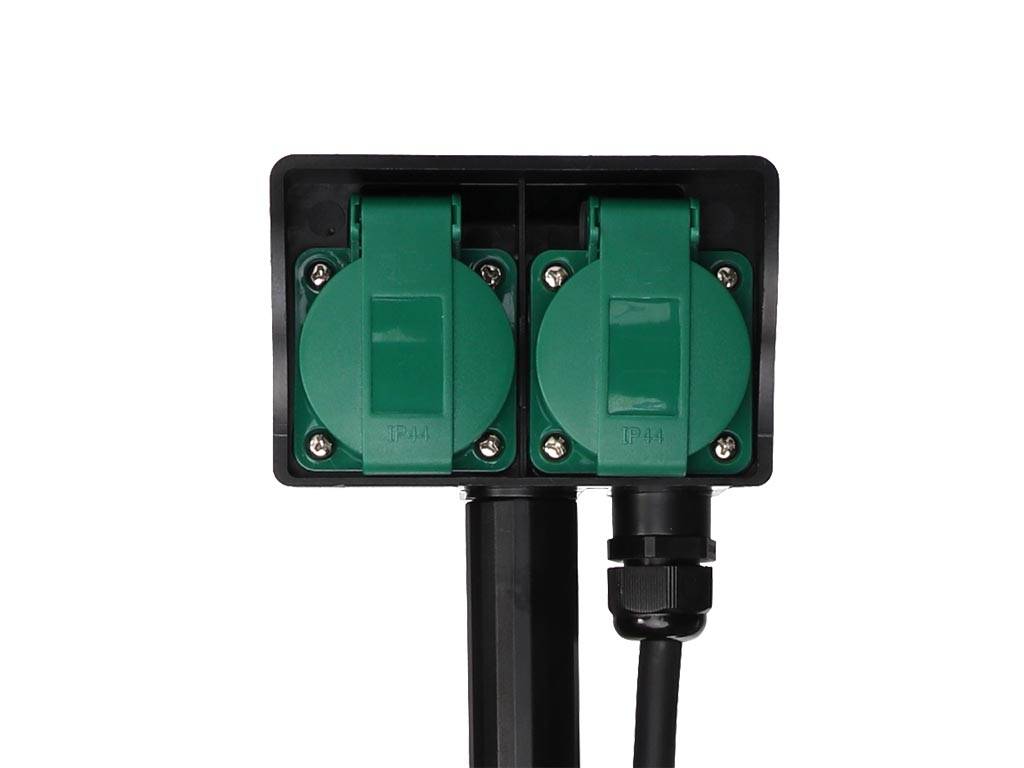 Perel Gartensteckdose, Erdspieß, 2 Schutzkontakt-Steckdosen, 2 Klappdeckel, Kabel 1.5 m, 3G1.5, IP44, Schwarz/Grün