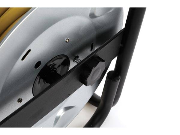 STANLEY FATMAX - PROFESSIONELLE KABELTROMMEL MIT 'ANTI-TWIST'-SYSTEM - NEOPREN - 40 m - 3G2.5 - 4 STECKDOSEN