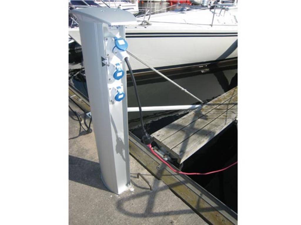 KABEL - KUPPLUNG AUF CEE-STECKER - 3 m - STECKER-TYP E (FRANZÖSISCHES SYSTEM)