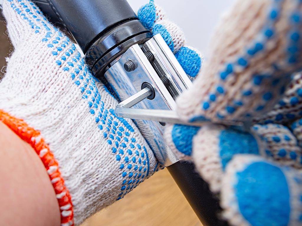 9-TEILIGES INNENSECHSKANTSCHLÜSSEL-SET - KUGELKOPF