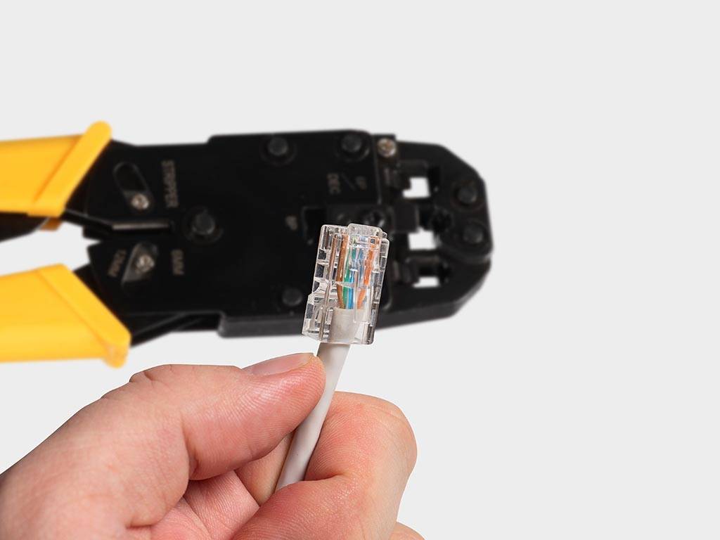 Professionelle Crimpzange für Westernstecker rj10 - rj11 - rj12 - rj45