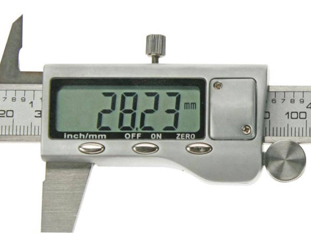 Toolland DIGITALER MESSSCHIEBER - GROES DISPLAY - 150 mm / 6" - 0.01