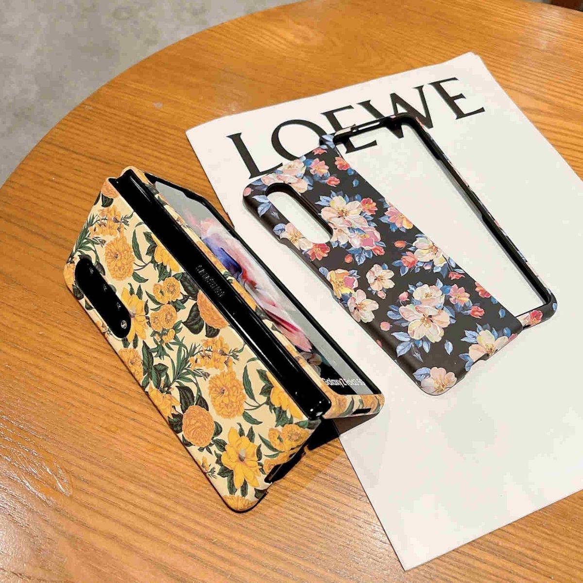 Für Samsung Galaxy Z Fold4 Frosted Blumenmuster-Schutzhülle Lilie Schutz Cover Handy Tasche Etuis Case Cover Flower