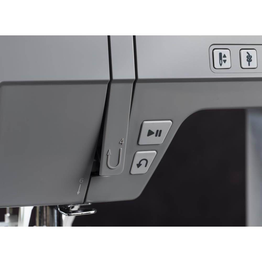 SINGER Heavy Duty 6705C