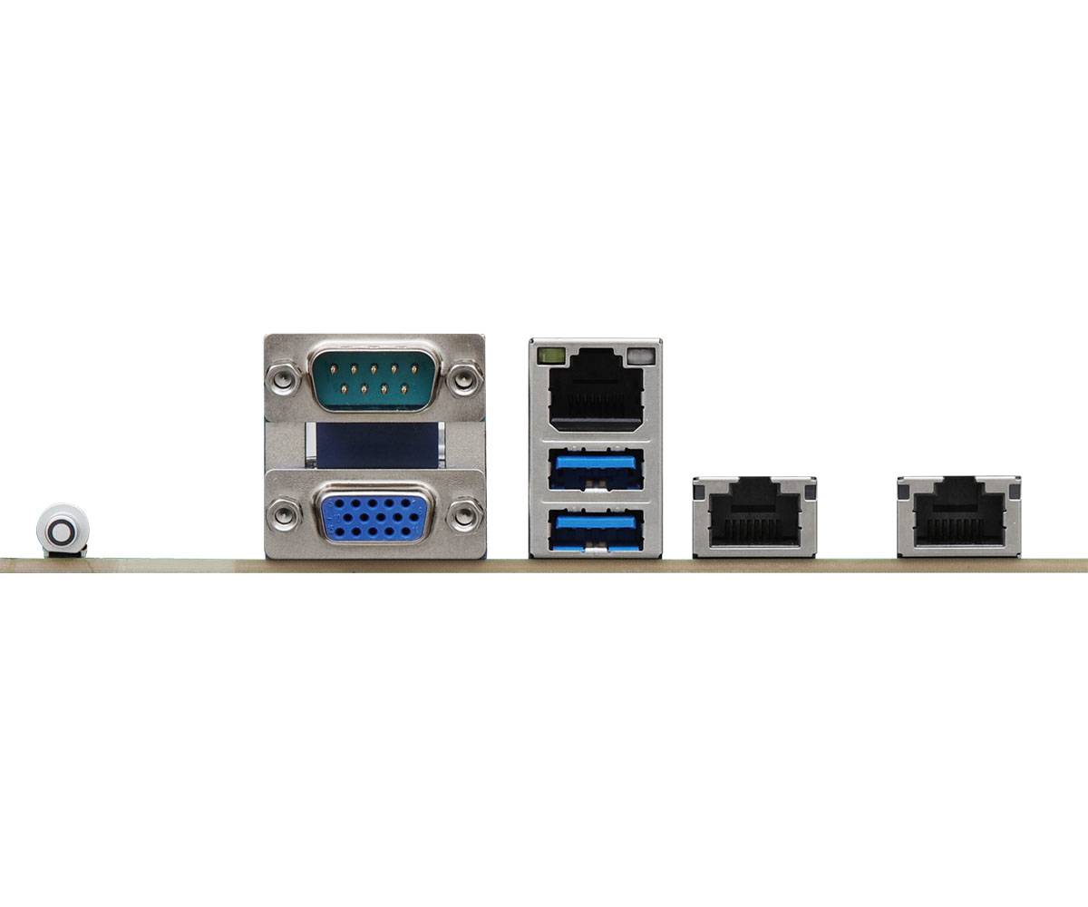 Eine Reihe von Computeranschlüssen auf der Rückseite: Seriell- und VGA-Anschlüsse, Ethernet-Buchse, zwei USB-Anschlüsse und zwei kleinere netzwerkstyle-Buchsen auf einer Metallschiene.