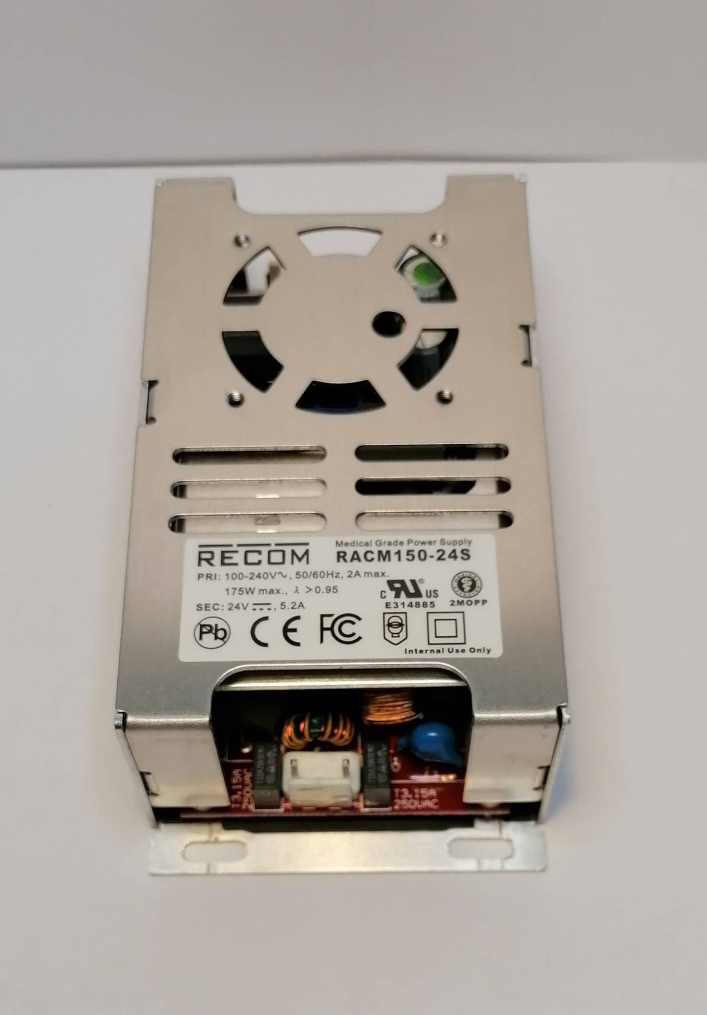 Recom RACM150-24S Netzteil Case Medical 135W 24V 5,63A CV