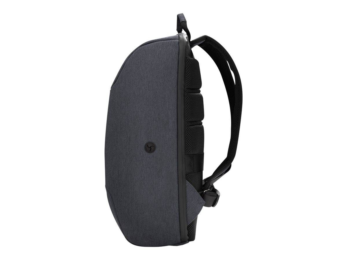 Schwarzer Rucksack mit gepolsterten Riemen in Seitenansicht auf weißem Hintergrund.