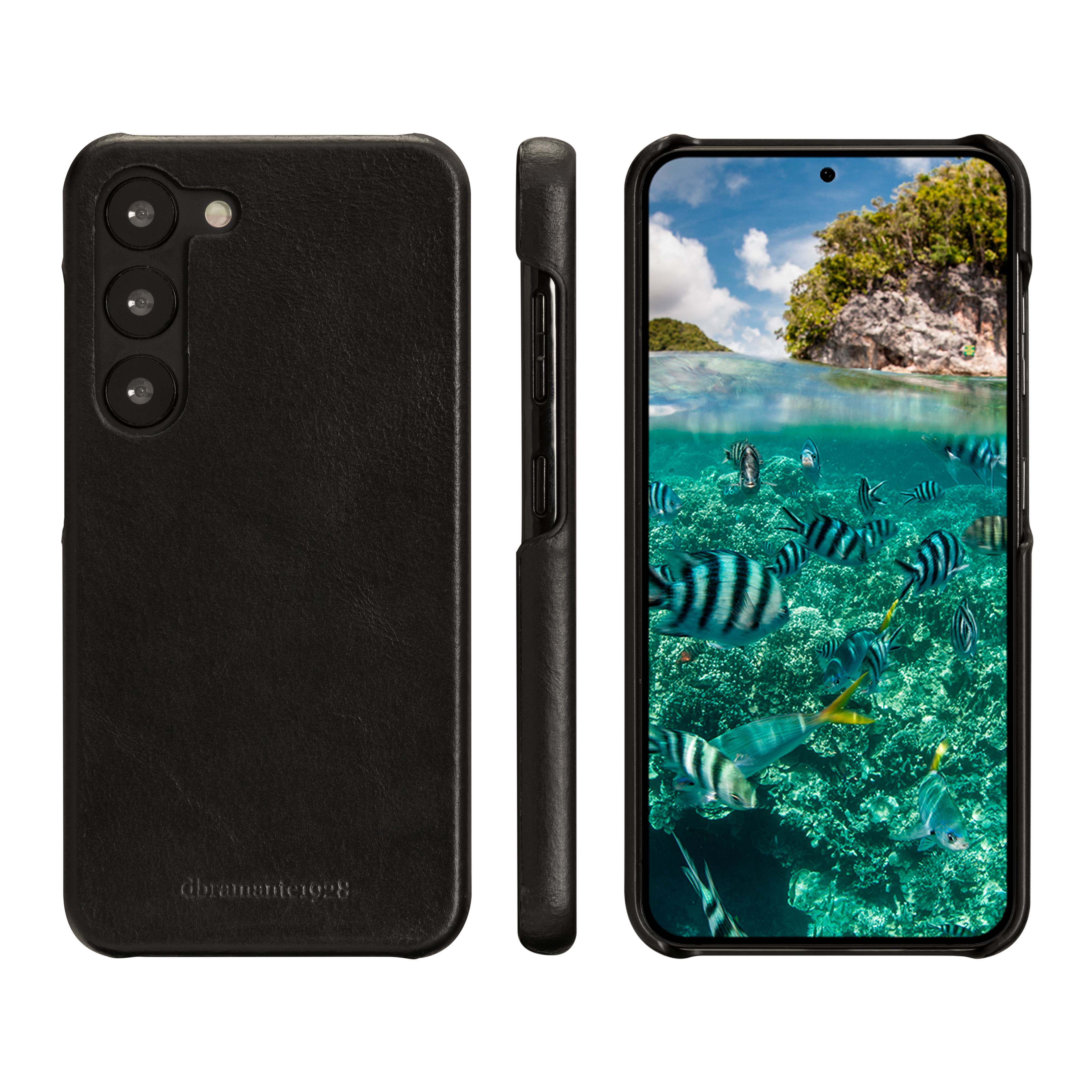 Schwarze Smartphone-Hülle von hinten, von der Seite und von vorne auf einem Telefon gezeigt, das eine Unterwasserkorallenriff-Szene mit Fischen anzeigt.