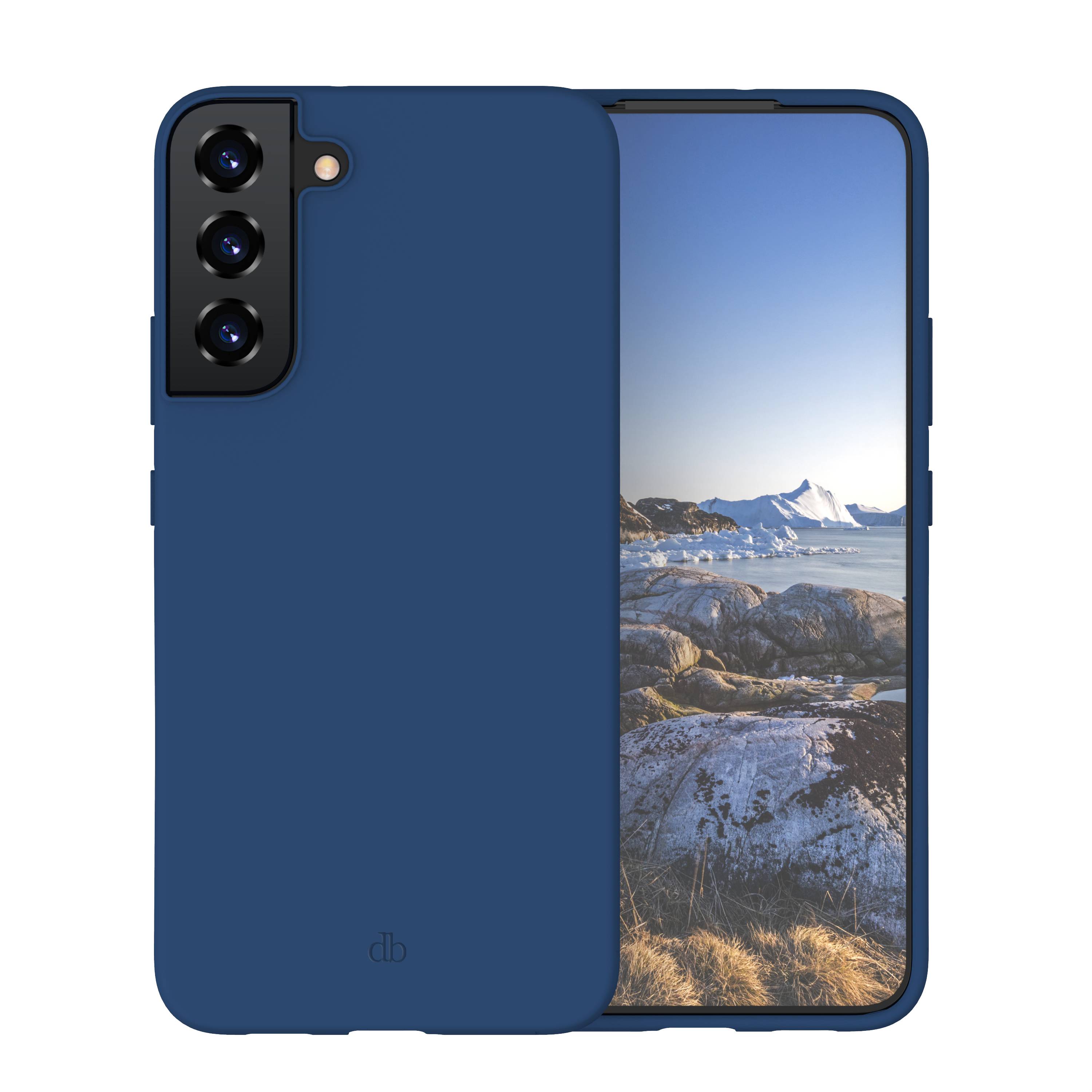 Blaue Smartphone-Hülle von vorne und hinten gezeigt, mit dreifachem Kameraausschnitt auf der Rückseite und einer Berglandschaft auf dem Bildschirm angezeigt.