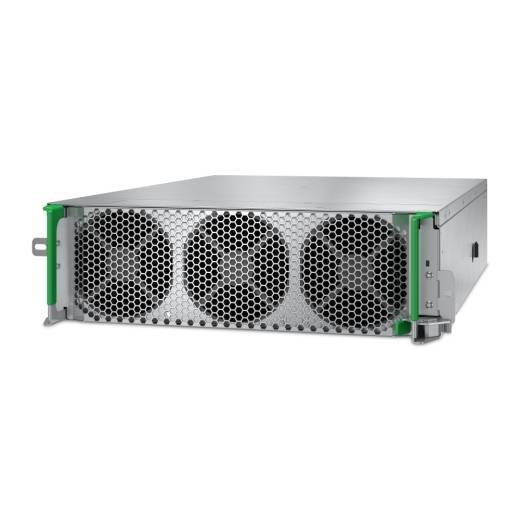 Vorderansicht eines Server-Rack-Moduls mit drei großen Kühlventilatoren hinter einem perforierten Metallgitter und grünen Griffen.