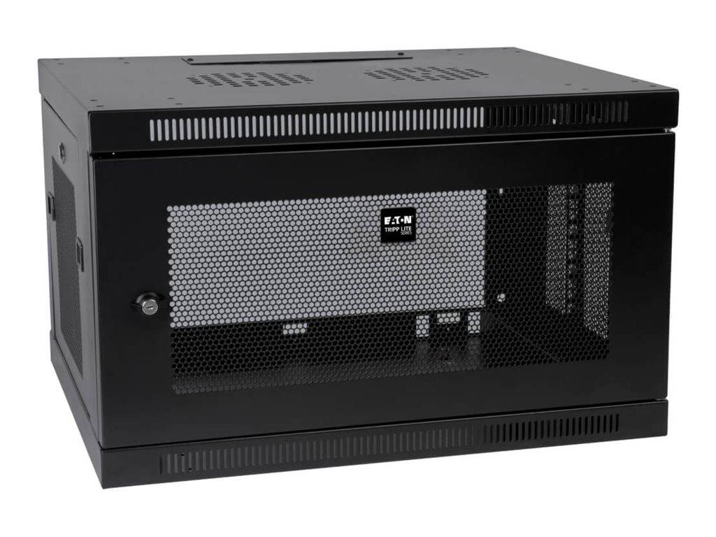 Schwarzer Eaton-Server-Rack-Schrank mit perforierter Vordertür und Seitenlüftung auf weißem Hintergrund.