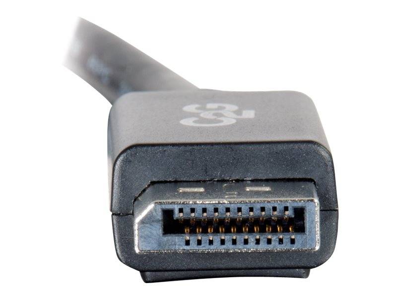 Nahaufnahme eines USB-Kabelsteckerkontakts mit einem rechteckigen Metallport und schwarzem Gehäuse auf weißem Hintergrund.