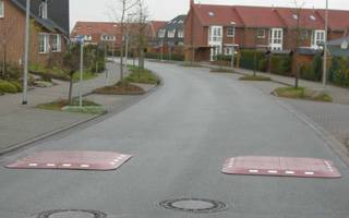 Berliner Kissen, Farben anthrazit oder rotbraun, inkl. Befestigungsmaterial