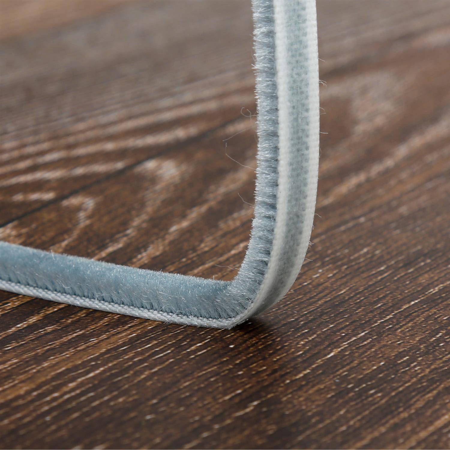 Intirilife Bürstendichtung Grau selbstklebend 5 Meter Länge x Breite 9mm x Höhe 5mm aus Polypropylen - Universal Dichtung Türbürste Fensterbürs