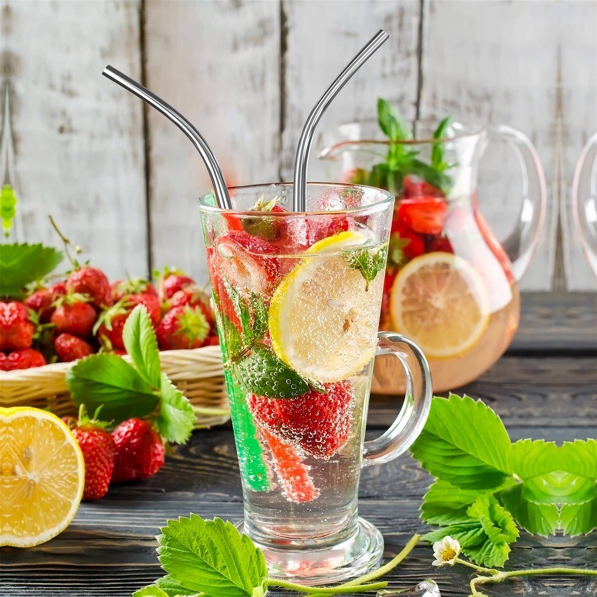 Intirilife wiederverwendbare Trinkhalme aus Edelstahl - 4x Metall Strohhalme mit Reinigungsbürste Silber