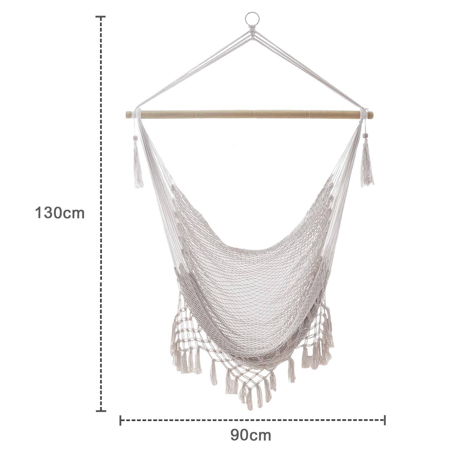 Intirilife Hängesessel Macramee Baumwolle in Beige mit Fransenkante - Bequeme platzsparende und atmungsaktive Sitzmöglichkeit für Erwachsene und Ki