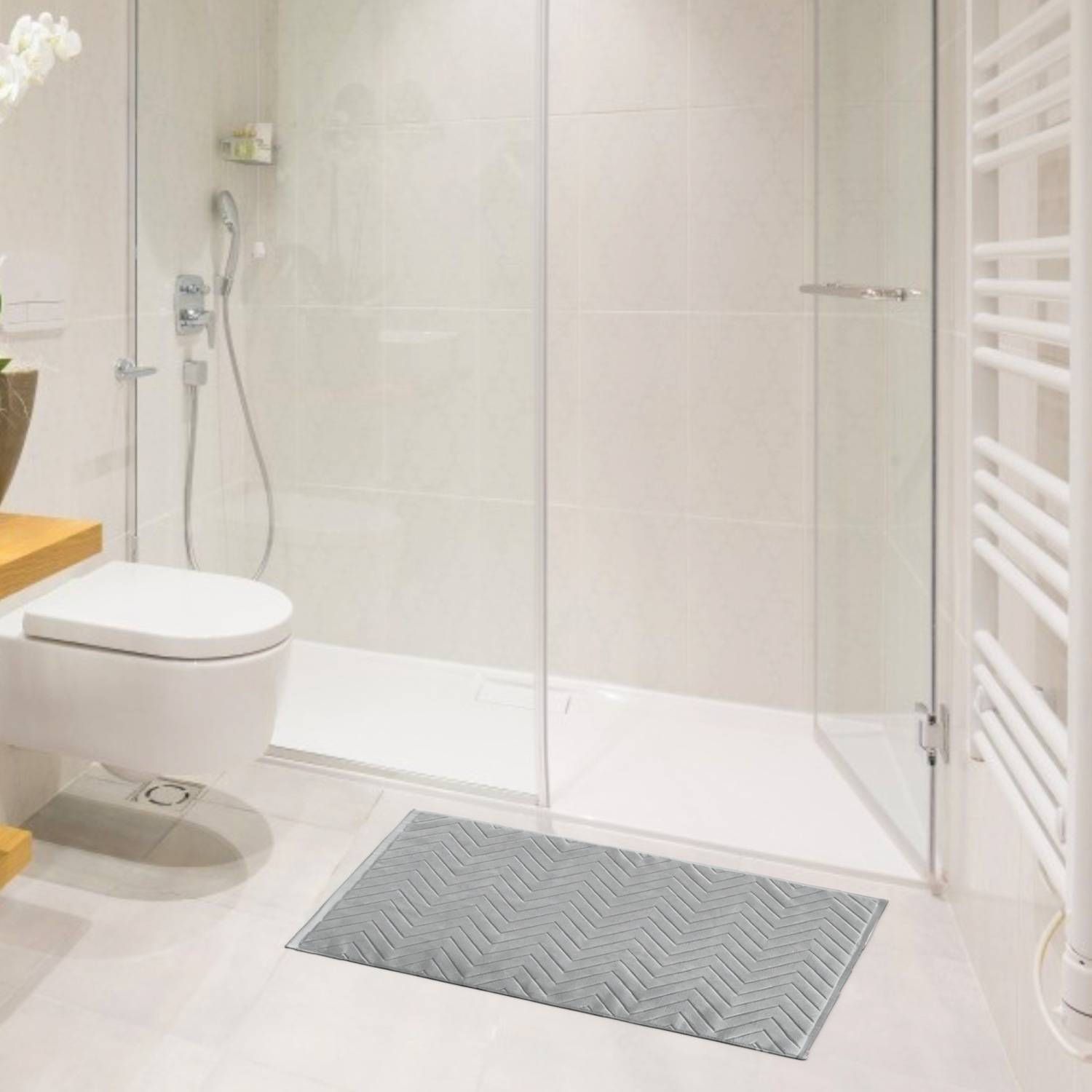 Intirilife Badvorleger Badteppich Duschmatte in Dunkel Grau für trockenen Boden in Bad Waschküche und WC