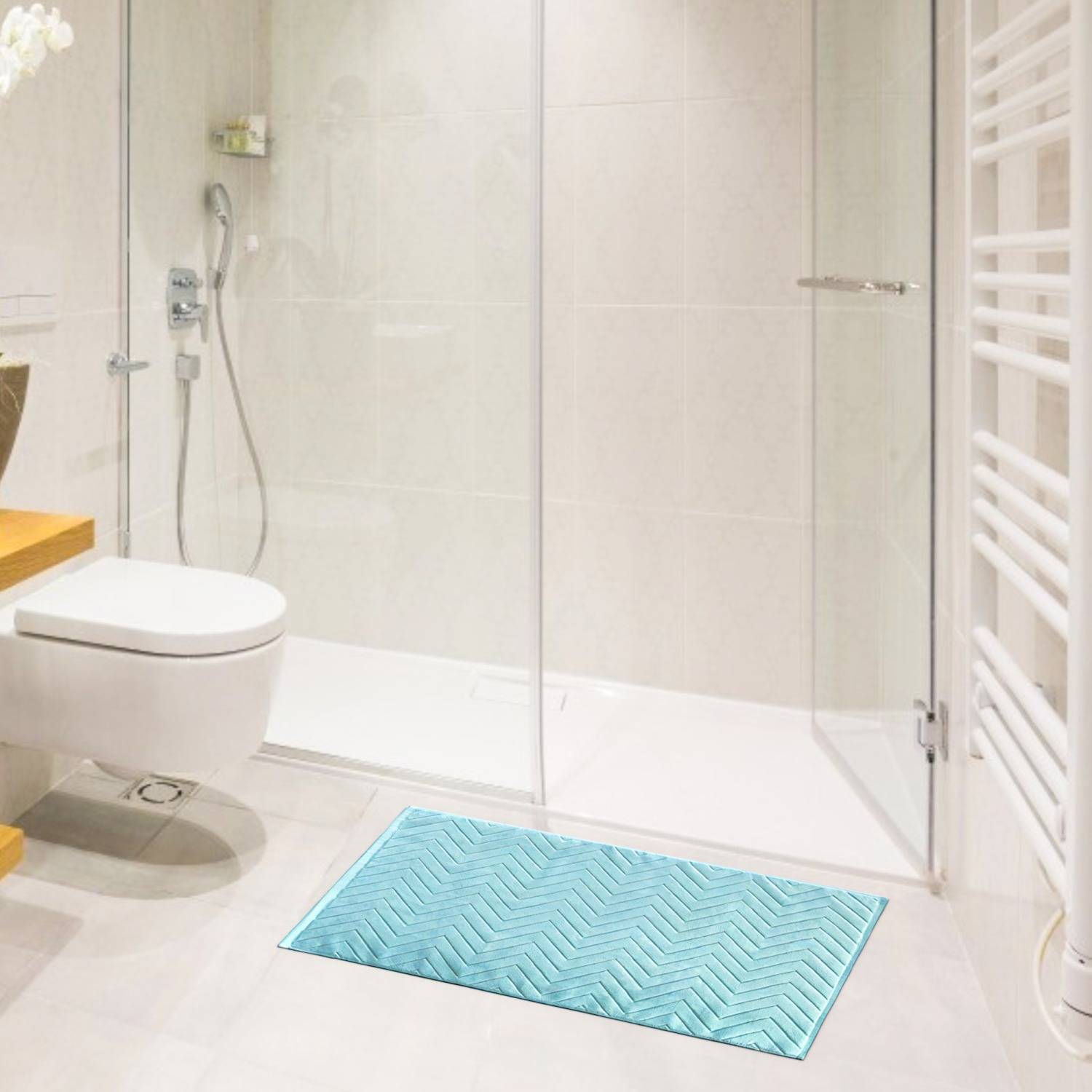 Intirilife Badvorleger Badteppich Duschmatte in Blau für trockenen Boden in Bad Waschküche und WC