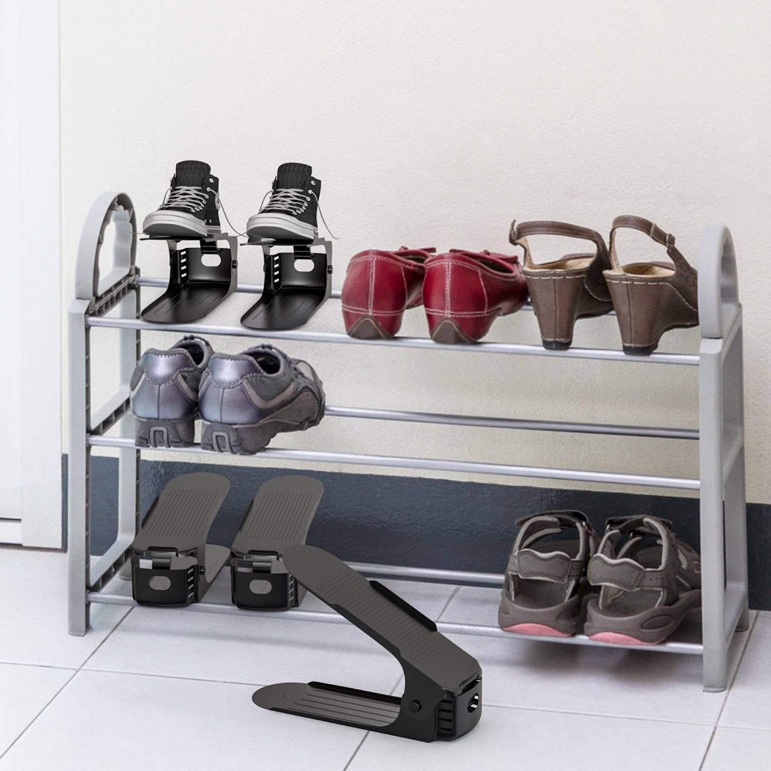 Intirilife 10x höhenverstellbares Schuhregal - Schuhstapler Schuhständer Organizer in Schwarz