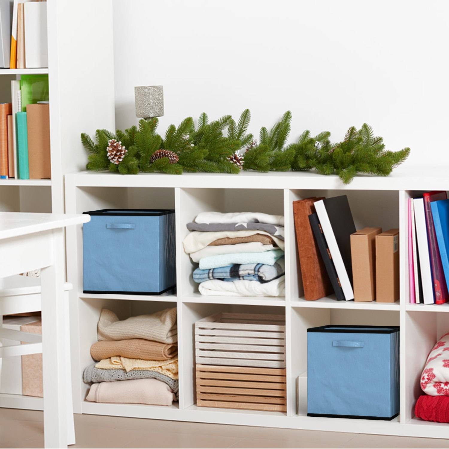 Intirilife 6x faltbare Aufbewahrungs-Stoffbox in Blau - 26.7 x 26.7 x 28 cm - Multifunktionale Sammelbox zum Kombinieren mit Schränken oder Regalen