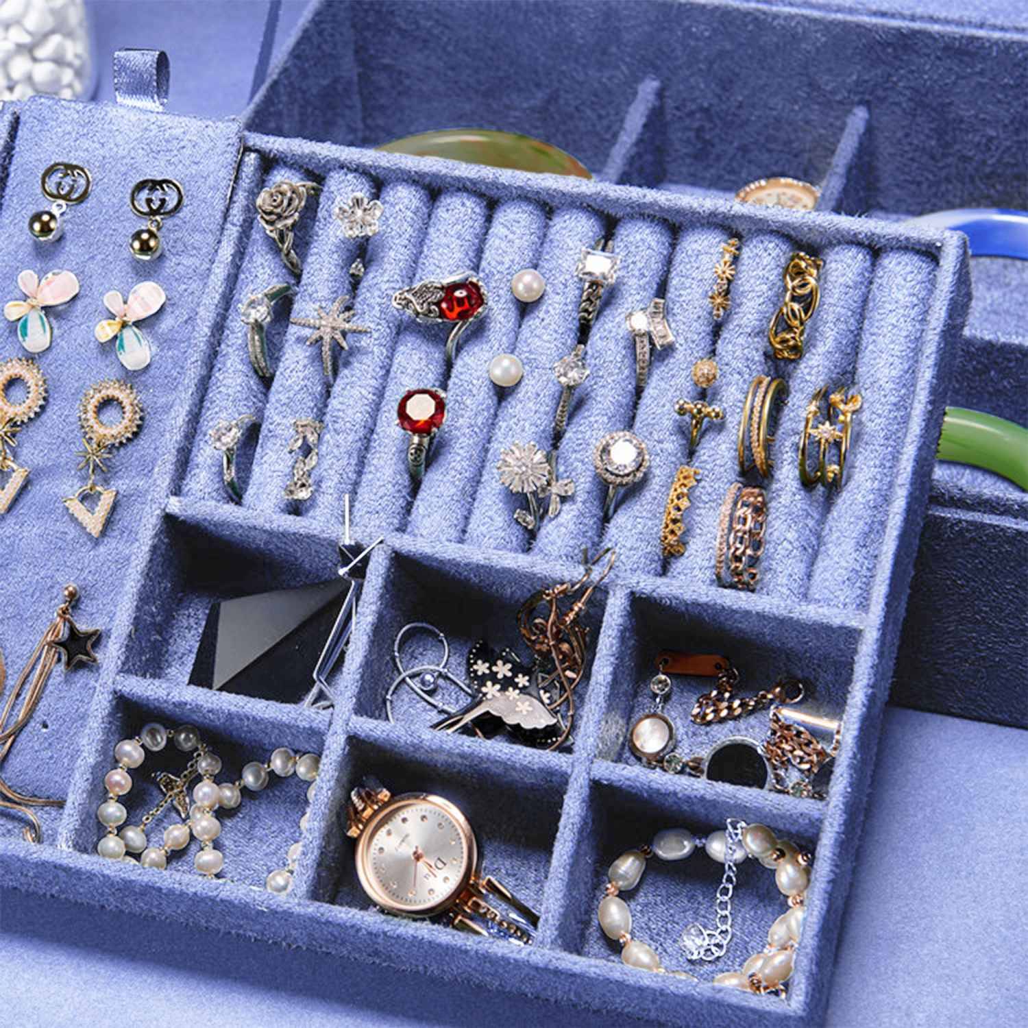 Intirilife hochwertige Juwelenbox Schmuckschatulle Accessoirekästchen in Lila - Zum Aufbewahren von Ringen Ketten Uhren Ohrringen und Armbändern