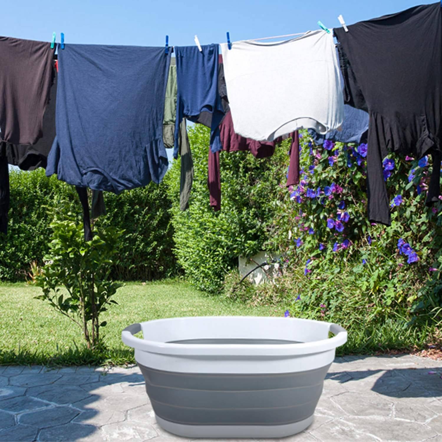 Intirilife faltbarer Wäschekorb aus Kunststoff und Silikon - 61.5 x 44 x 27 cm - platzsparend mit Griffen - 36L