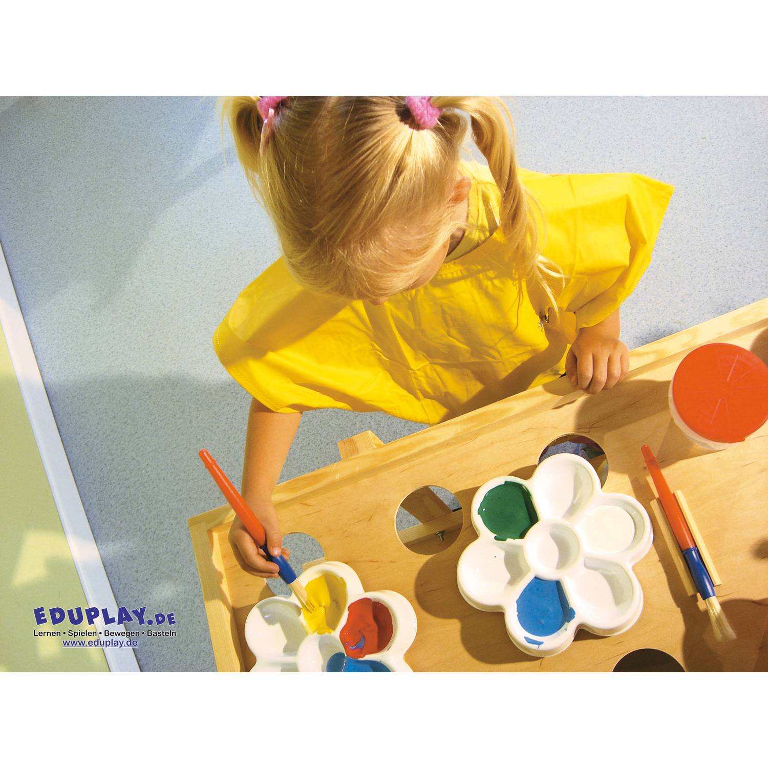 EDUPLAY 210284 Blüten Palette Ø 18 x 3 cm, weiß