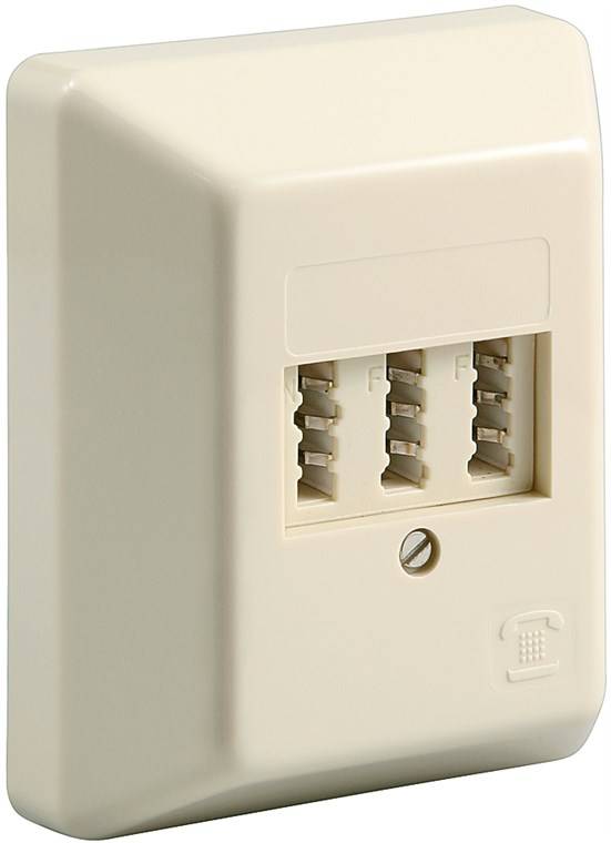 goobay 3 x TAE/NFF Aufputzdose mit Schraubanschluss beige (Bulk)