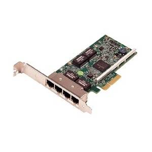 Vier-Port-Ethernet-Netzwerkkarte mit PCI-Steckerleiste und Metallhalterung auf weißem Hintergrund.