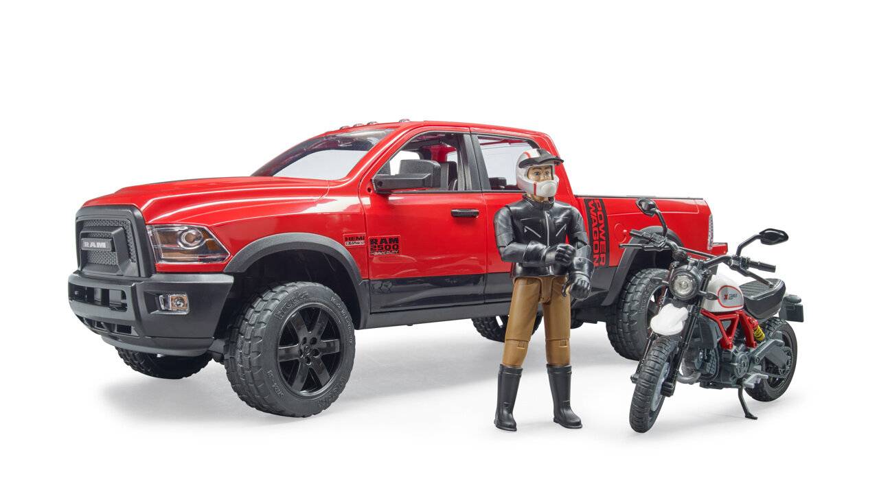 Freie Zeit - Ram 2500 LKW mit Motorrad und Fahrer