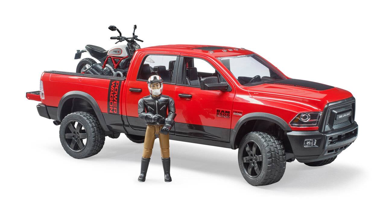 Freie Zeit - Ram 2500 LKW mit Motorrad und Fahrer