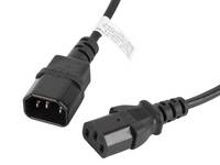 Schwarzes Stromkabel mit zwei IEC-ähnlichen Anschlüssen auf weißem Hintergrund, mit männlichen und weiblichen Enden zum Verbinden elektronischer Geräte.