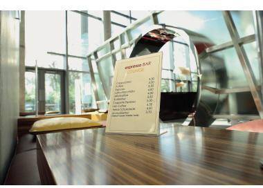 Sigel Tischaufsteller TA214 DIN A6 106x155mm L-Form Acryl glasklar