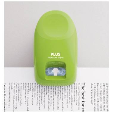 PLUS Japan Heftgerät 31261 klammerlos grün