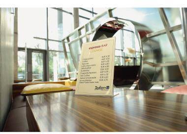 Sigel Tischaufsteller TA210 DIN A4 213x302mm L-Form Arcyl glasklar