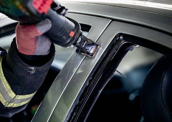 Säbelsägeblatt Expert Automotive Steel L.225mm B.20mm TPI 8 3mm 3 St./Karte