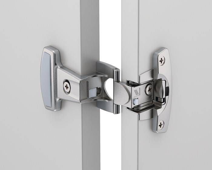 Grundscharnier Selekta Pro 2000 vorliegend,halb vorliegend Auflage 16mm vern.