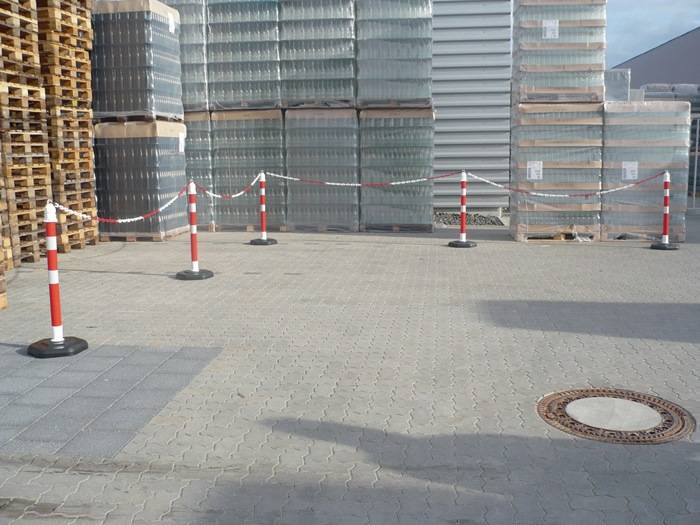 Sperrpfosten PPC rot/weiß D.63mm z.Aufstellen m.Öse