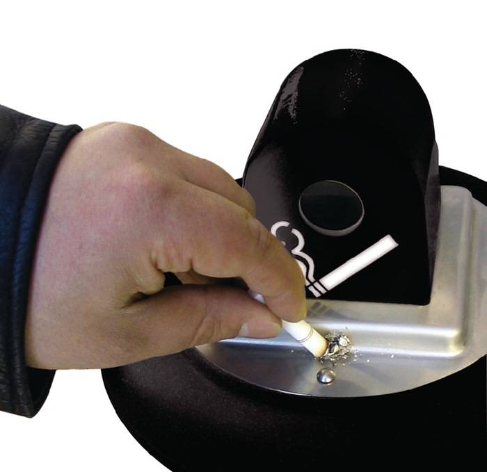 Standascher H1029xB357xT357mm schwarz PE RUBBERMAID