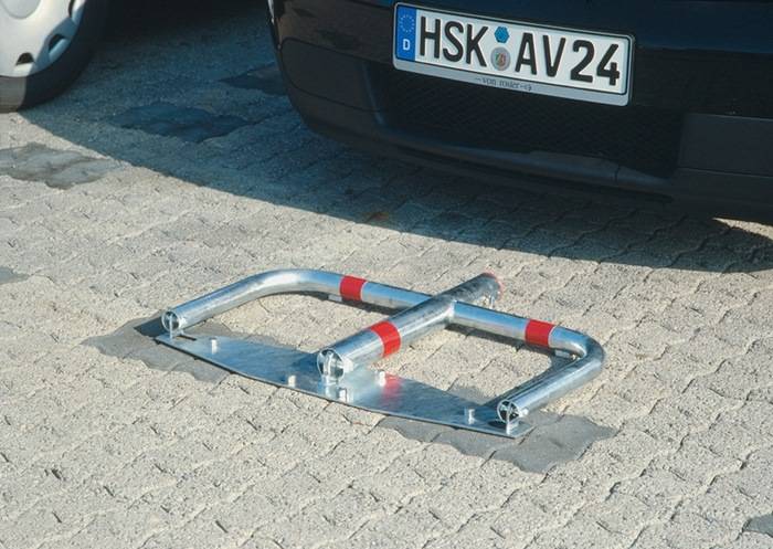 Sperrb.H.500mm silber,m.roten Reflexstreifen D.60/40mm m.PZ URBANUS