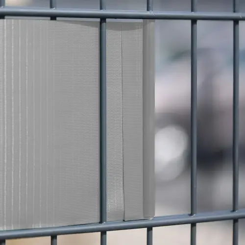 2 Rollen Sichtschutzstreifen 19 cm x 50 m RAL 7040, Fenstergrau 2 Rollen Sichtschutzstreifen 19 cm x 50 m RAL 7040, Fenstergrau