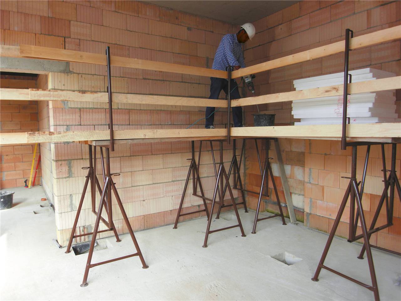 Schake Faltgerüstbock Compakt S 1500, Breite 1,50 m, Tragkraft 1500 kg, verzinkt