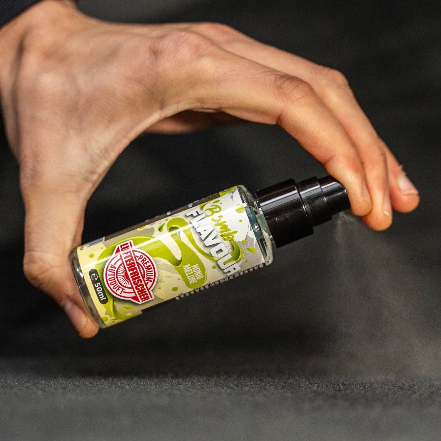 ShinyChiefs FLAVOUR BOMB Pina Colada - Autoduft mit Pina Colada Geruch - Premium Lufterfrischer für den Auto-Innenraum